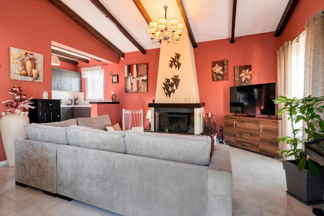 Villa Eleni Soroni Luaran gambar