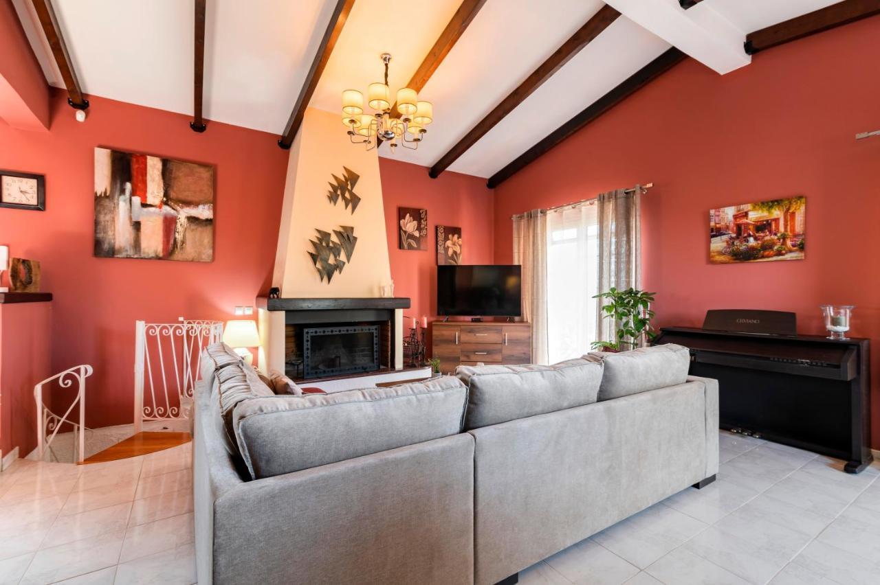 Villa Eleni Soroni Luaran gambar