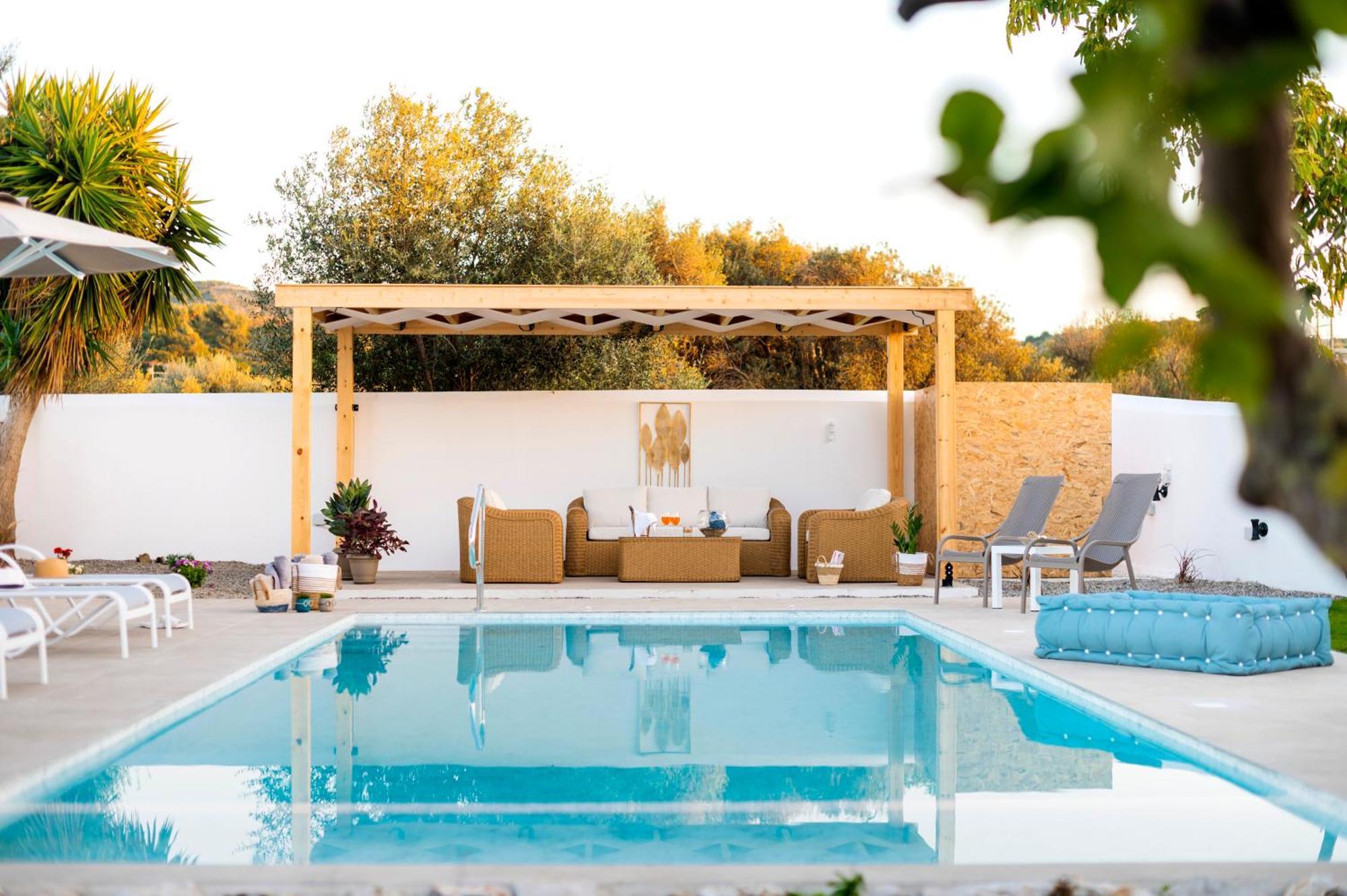 Villa Eleni Soroni Luaran gambar