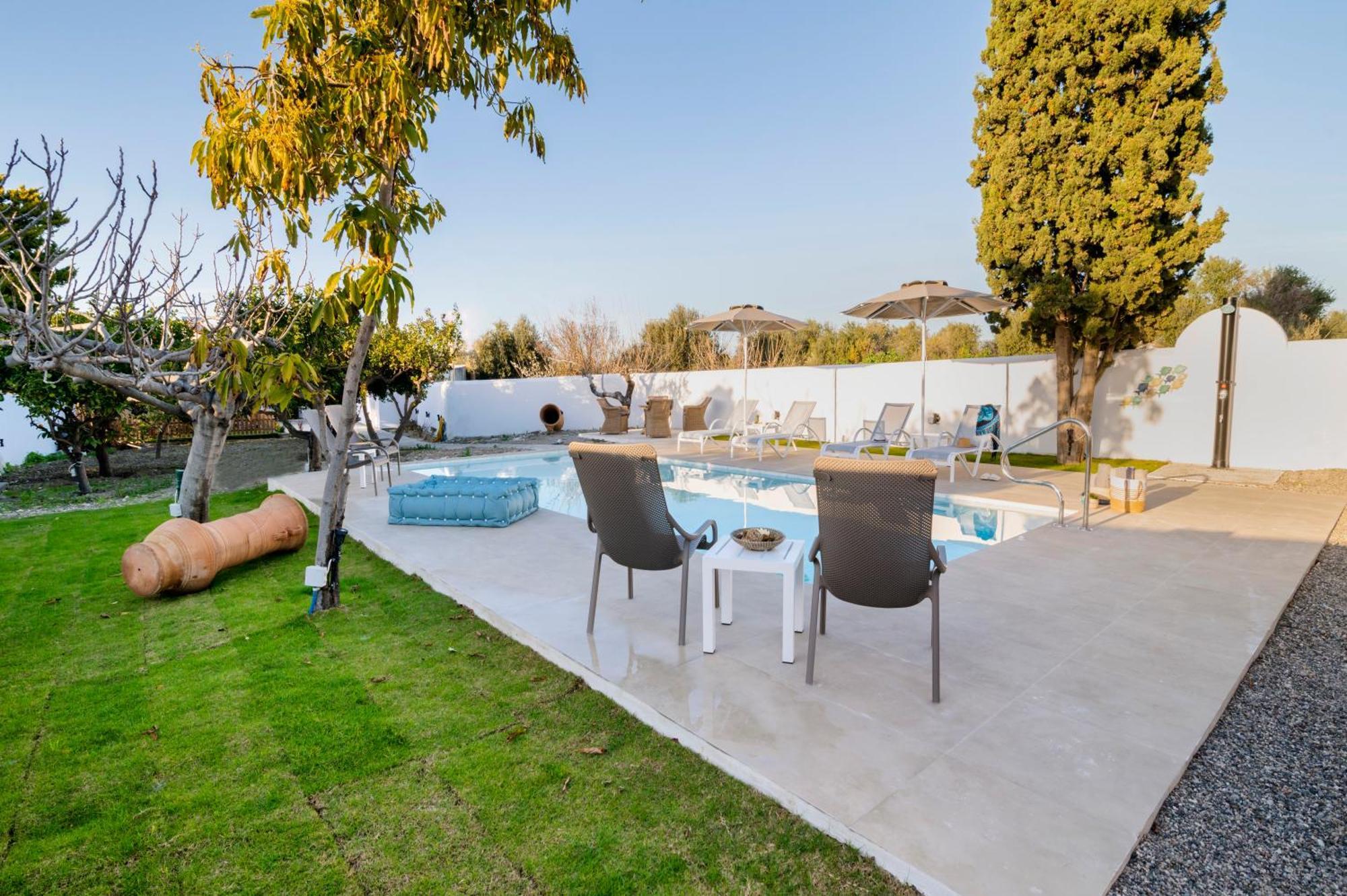 Villa Eleni Soroni Luaran gambar